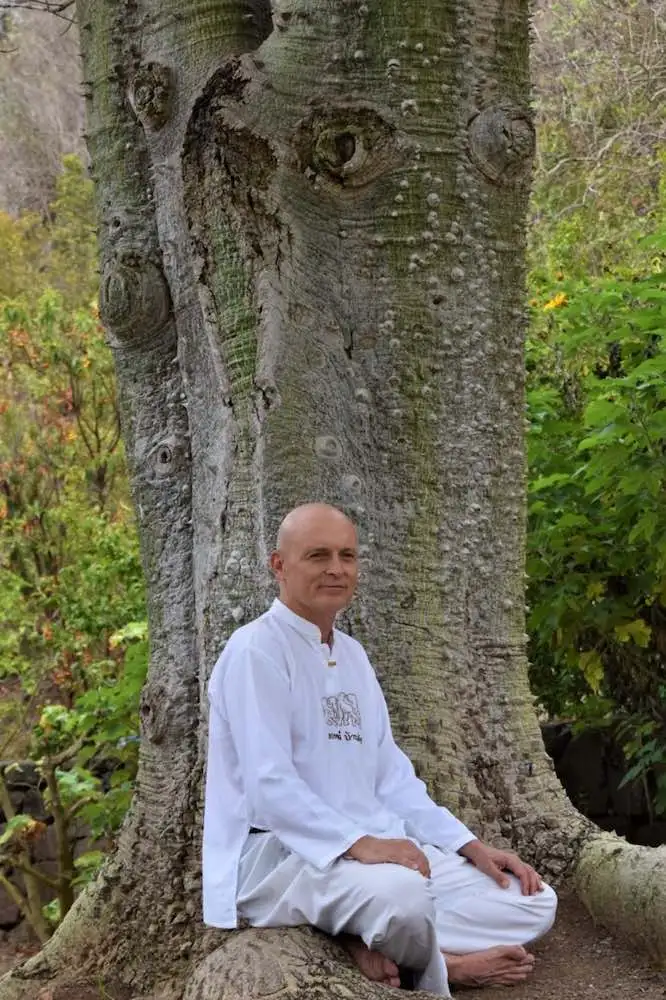 Fotografía de Felipe Méndez (Jotiññana), responsable de Sendero Noble: retiros de meditación en Canarias